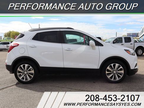 Used 2019 Buick Encore Preferred image 2