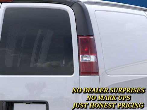 New 2026 Chevrolet Express 2500 image 11