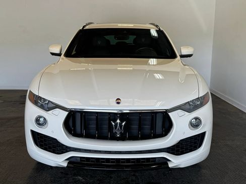 Used 2017 Maserati Levante w/ Sport Package AWD/4WD image 2