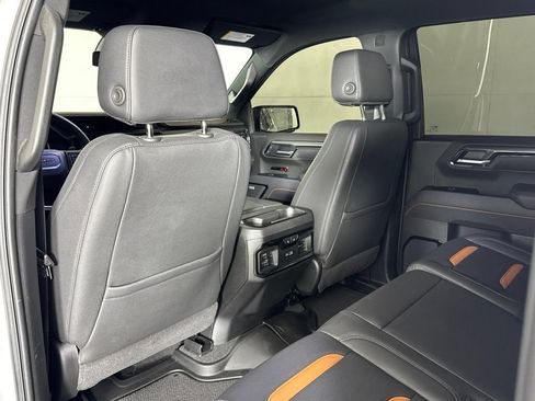 Certified 2025 GMC Sierra 1500 AT4 AWD/4WD image 32