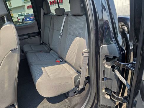 Used 2018 Ford F150 XLT w/ Equipment Group 302A Luxury AWD/4WD image 29