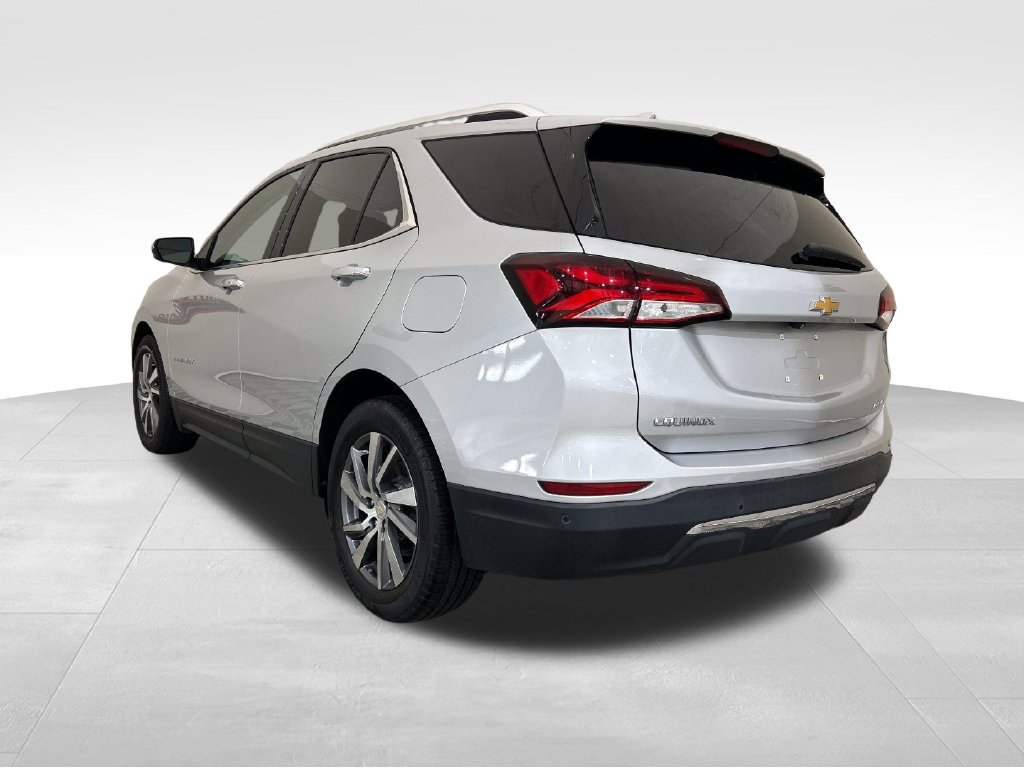 Used 2022 Chevrolet Equinox Premier FWD image 3