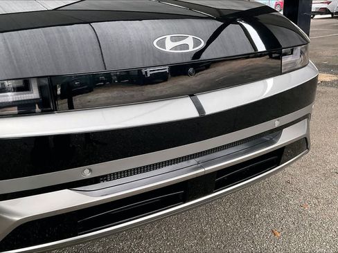 Certified 2026 Hyundai Ioniq 5 Limited RWD image 29