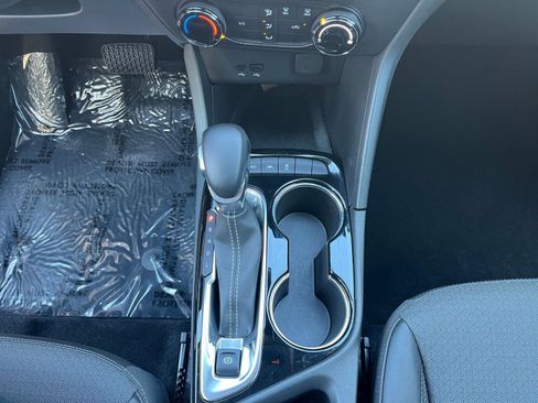 Used 2025 Buick Encore GX Preferred image 39