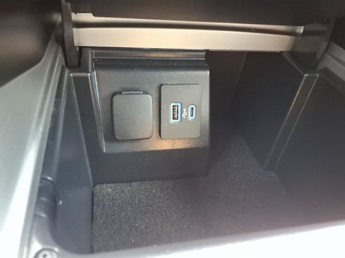 Used 2022 Ford Explorer ST w/ Equipment Group 401A AWD/4WD image 19