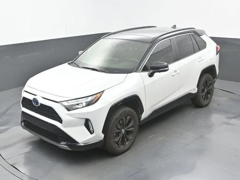 Used 2024 Toyota RAV4 XSE w/ Advanced Technology Package AWD/4WD image 16