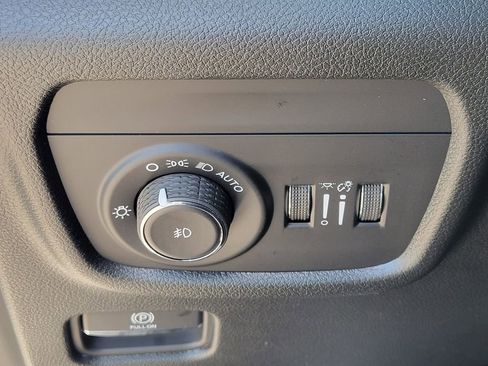 New 2026 Jeep Grand Cherokee Limited image 11