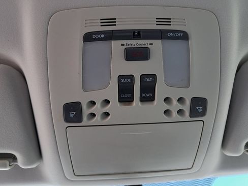 Used 2013 Lexus IS 250 w/ Premium Pkg Value Edition RWD image 23