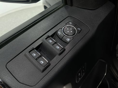Used 2019 Ford F150 Lariat AWD/4WD image 16