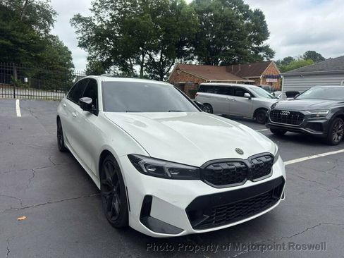 Used 2025 BMW M340i w/ Premium Package RWD image 4