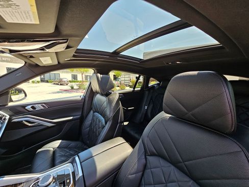 Used 2025 BMW X6 xDrive40i image 48