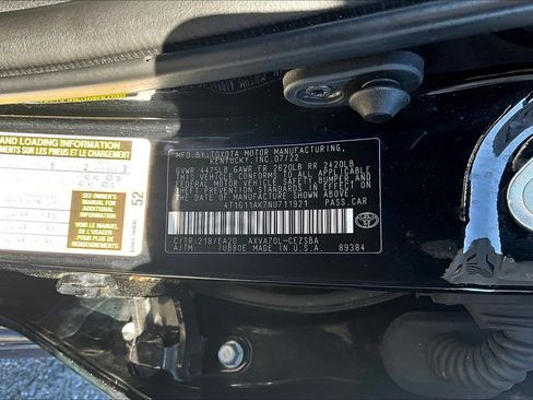 Used 2022 Toyota Camry SE FWD image 20