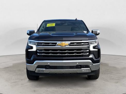 Used 2024 Chevrolet Silverado 1500 LTZ AWD/4WD image 2