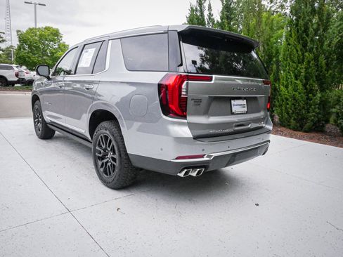 Used 2026 GMC Yukon Denali w/ Sun & Power Step Package AWD/4WD image 8