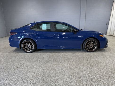 Used 2023 Toyota Camry SE w/ Convenience Package AWD/4WD image 2