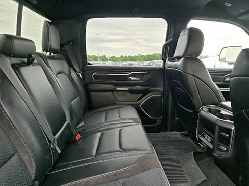 Used 2024 RAM 1500 Laramie AWD/4WD image 15