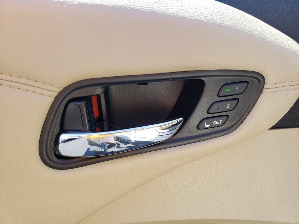Used 2018 Acura RDX w/ Technology Package AWD/4WD image 19