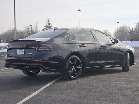 Used 2023 Honda Accord Sport image 19