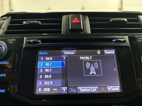 Used 2019 Toyota 4Runner TRD Off-Road AWD/4WD image 30