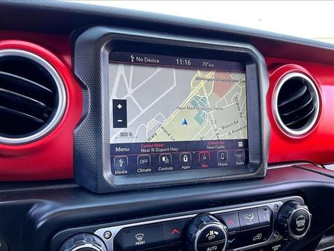 Used 2018 Jeep Wrangler Unlimited Rubicon w/ Dual Top Group AWD/4WD image 19