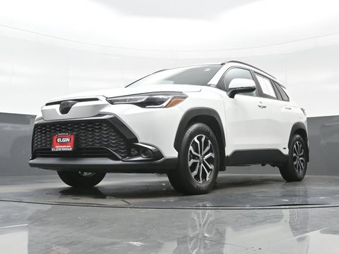 Used 2023 Toyota Corolla Cross AWD Hybrid image 27