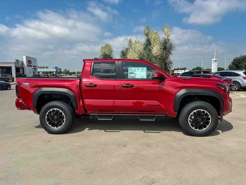 New 2026 Toyota Tacoma TRD Off-Road AWD/4WD image 4