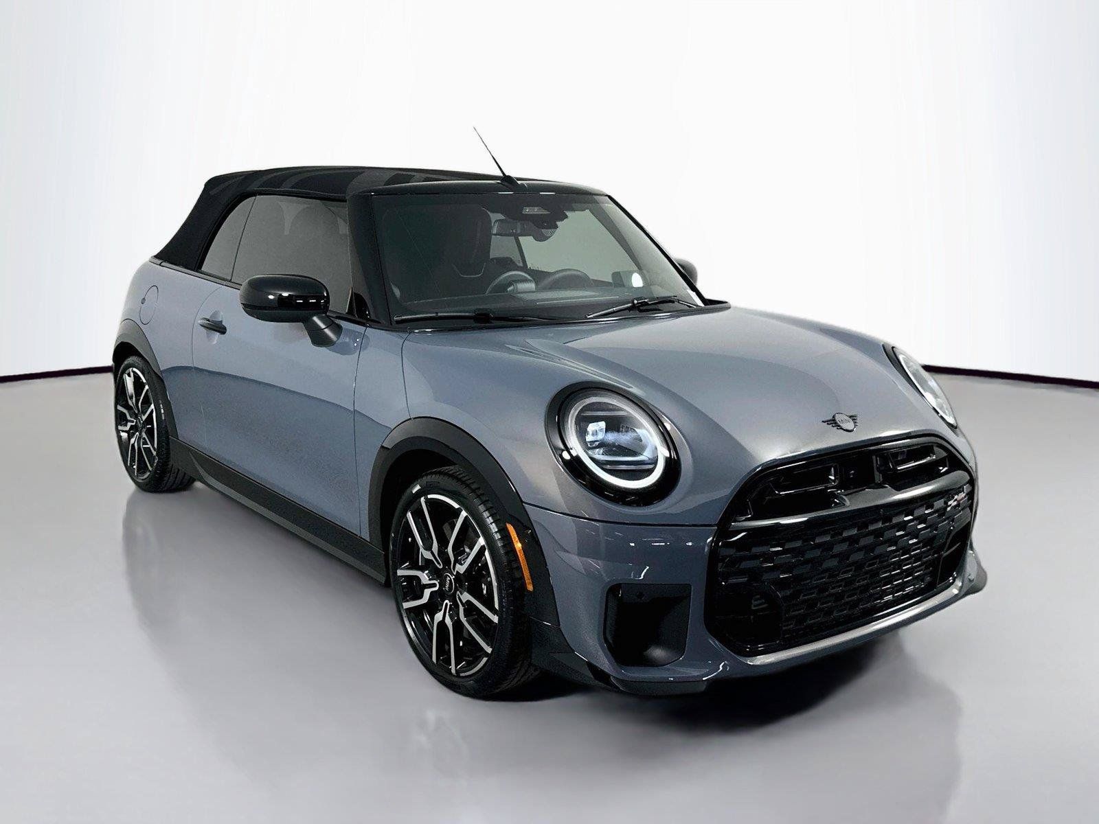Used 2026 MINI Cooper S FWD image 3