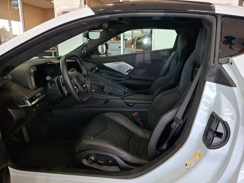 Certified 2023 Chevrolet Corvette Stingray Premium Cpe w/ Body-Color Dual Roof Package RWD image 10