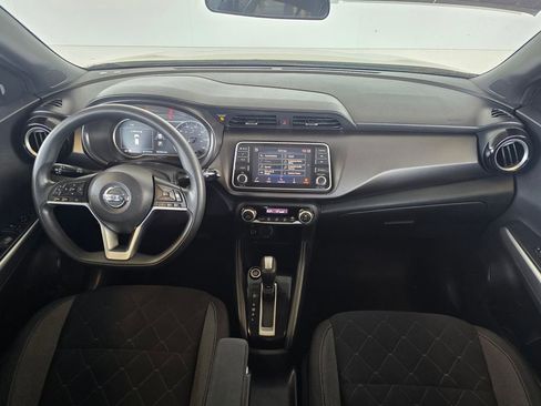 Used 2020 Nissan Kicks SV FWD image 28