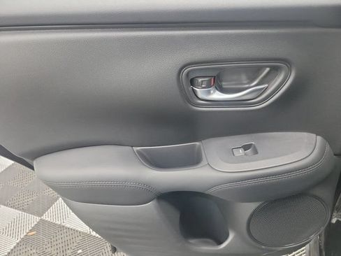 Used 2025 Honda HR-V LX image 14