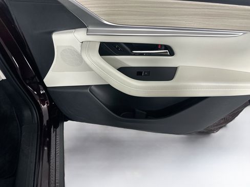 Used 2024 MAZDA CX-90 Plug-In Hybrid w/ Premium Plus image 35