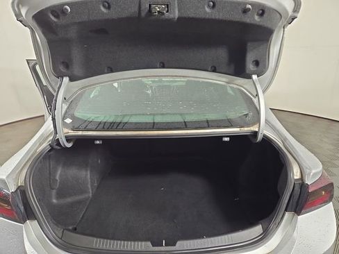 Used 2016 Chevrolet Malibu LT FWD image 29