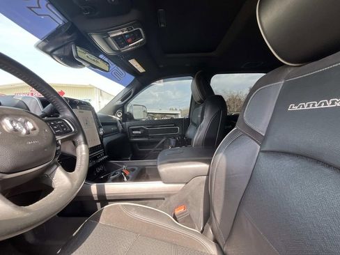 Used 2022 RAM 3500 Laramie AWD/4WD image 8