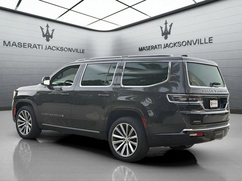 Used 2023 Jeep Grand Wagoneer Series II image 12