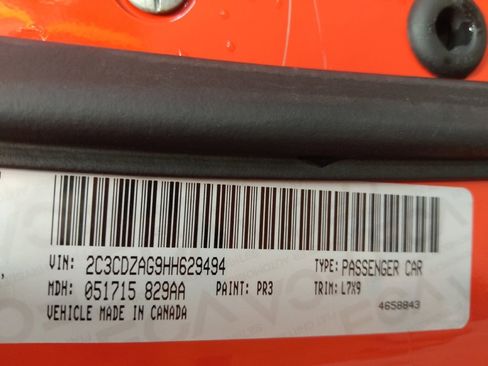 Used 2017 Dodge Challenger SXT image 33