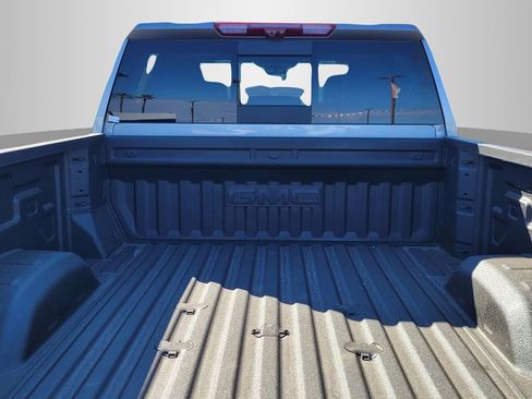 New 2026 GMC Sierra 2500 AT4 w/ AT4 Premium Plus Package AWD/4WD image 7