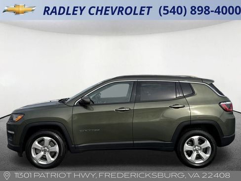 Used 2019 Jeep Compass Latitude w/ Popular Equipment Group image 17