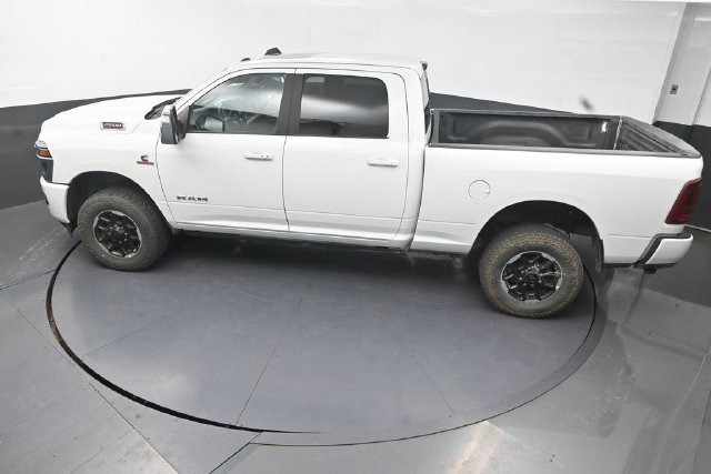 Used 2025 RAM 2500 Laramie AWD/4WD image 15