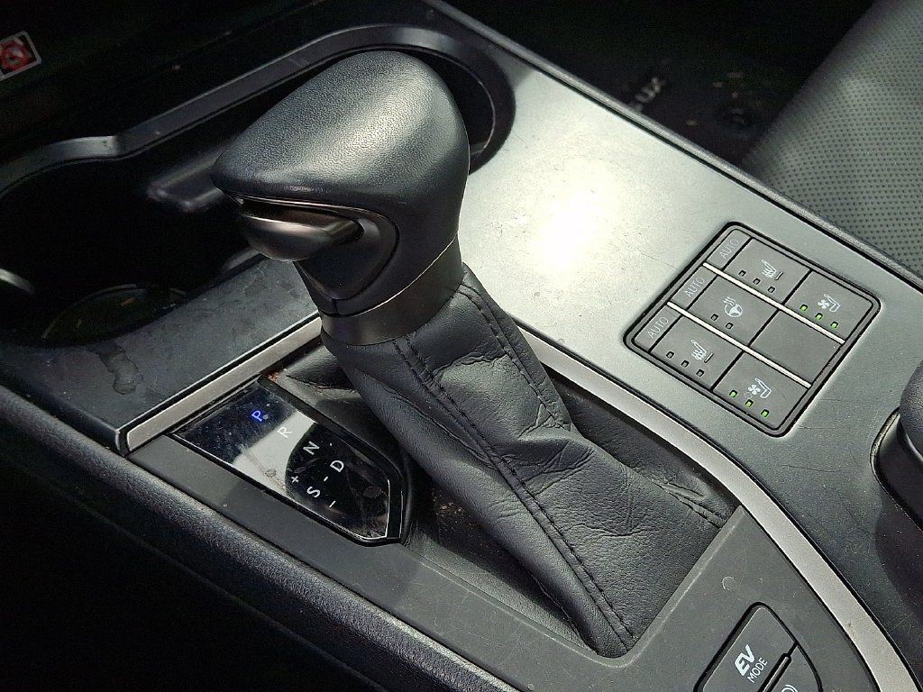 Used 2023 Lexus UX 250h AWD w/ Accessory Package (Z2) image 16