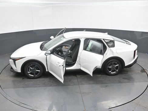 Used 2025 Kia K4 LXS image 47