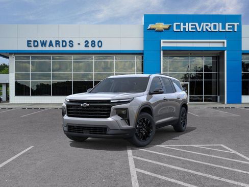 New 2026 Chevrolet Traverse LT w/ Midnight/Sport Edition image 8