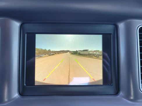 Used 2022 Dodge Charger SXT w/ Leather Interior Group image 31