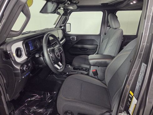 Used 2025 Jeep Wrangler Sahara w/ Safety Group image 12