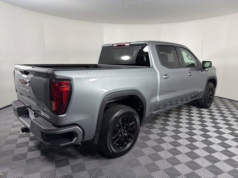 Used 2025 GMC Sierra 1500 Elevation image 9