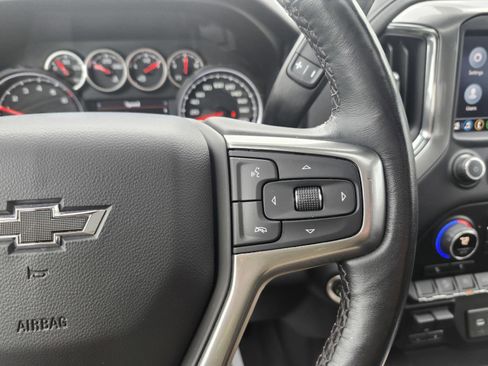 Used 2021 Chevrolet Silverado 1500 RST w/ Convenience Package II AWD/4WD image 13
