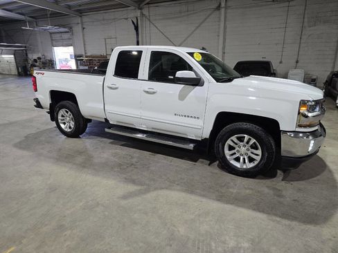 Used 2019 Chevrolet Silverado 1500 LT w/ All Star Edition AWD/4WD image 17