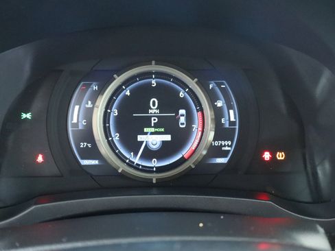 Used 2016 Lexus IS 300 AWD image 23