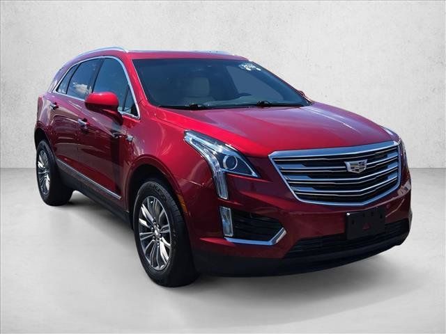 Used 2019 Cadillac XT5 Luxury FWD image 3