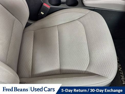 Used 2019 Hyundai Elantra Value Edition FWD image 40