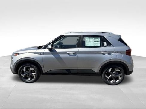 New 2026 Hyundai Venue SEL FWD image 2